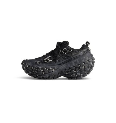 O1la1rc1a0325 Bouncer Screw Sneakers With Piercings In Black