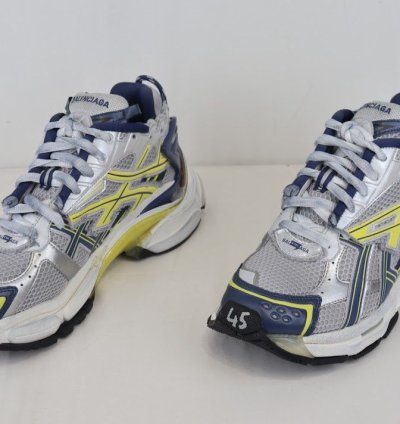 O1rshd1 Low Top Sneakers In Blue Yellow