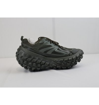 O1rshd1 Monocolor Rubber Mesh Defender Sneakers In Kaki