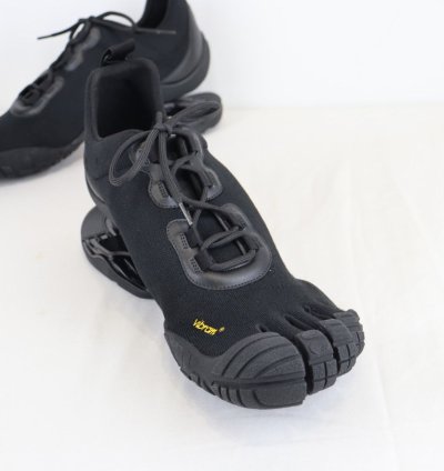 O1rshd1 Toe Low Top Knit Lf Monocolor Sneaker Shoe In Black