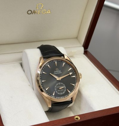 Omega Seamaster Aqua Terra 150m 231 53 49 10 06 001 Manual 18k Rose Gold Weight 141g 49mm Box