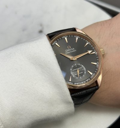 Omega Seamaster Aqua Terra 150m 231 53 49 10 06 001 Manual 18k Rose Gold Weight 141g 49mm Box