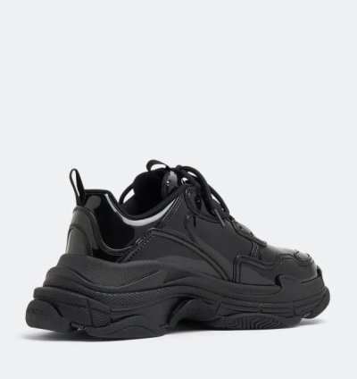 O1s1rm0424 Triple Sneakers In Black