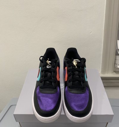 Air Force 1 Lv8 Emb gs