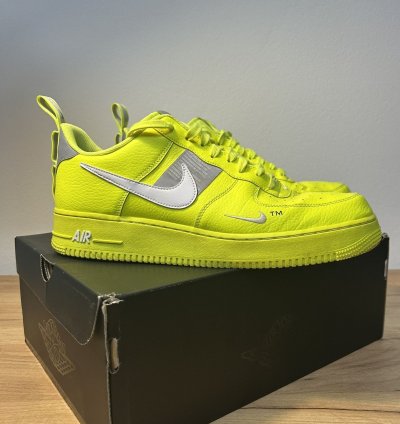 Air Force 1 Lv8 Utility Volt