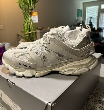 Track Sneaker