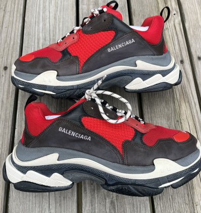 Triple Black Red Distressed