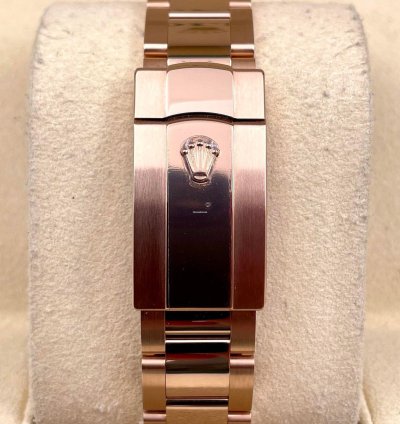 Rolex Sky-dweller 326935 Rose Gold Chocolate Dial Unworn 2023
