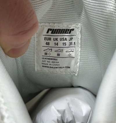 White High Top Mid Runner