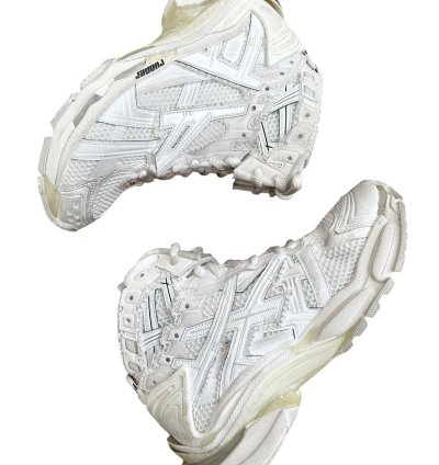 White High Top Mid Runner