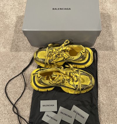 Yellow Balenciaga 3xl