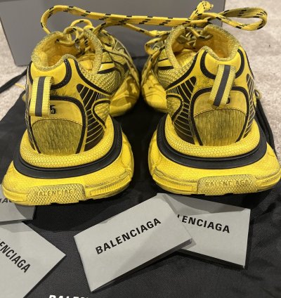 Yellow Balenciaga 3xl