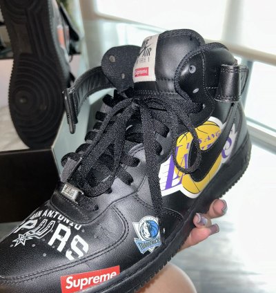Air Force 1 Mid 07 Supreme