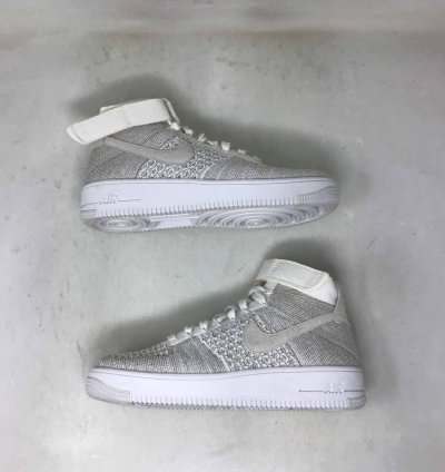 Air Force 1 Mid Flyknit Sail