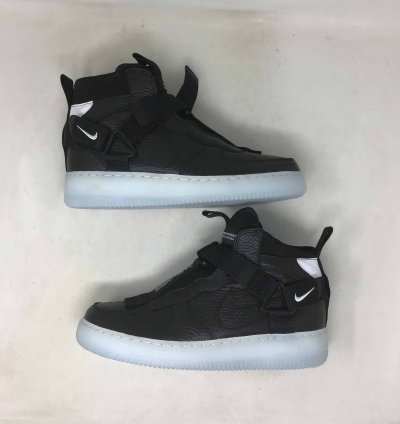 Air Force 1 Mid Utility Black Half Blue