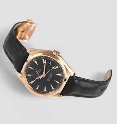 Omega Seamaster Aqua Terra Brown Dial Rose Gold 42mm
