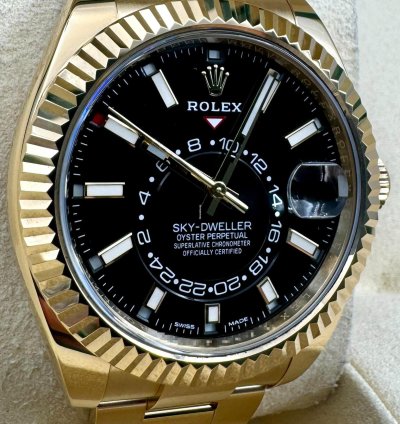 Rolex Sky-dweller 326938 Yellow Gold Black Dial Unworn 2023