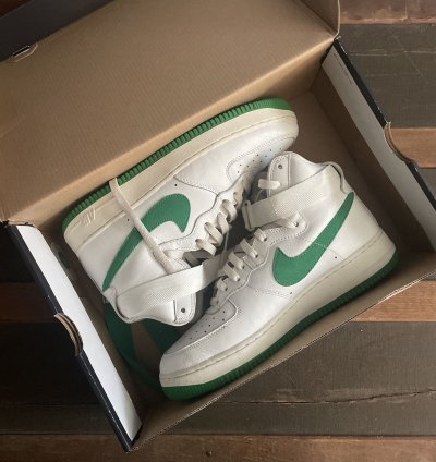 Air Force 1 Retro High Qs Lucky Green 2016 Size 8