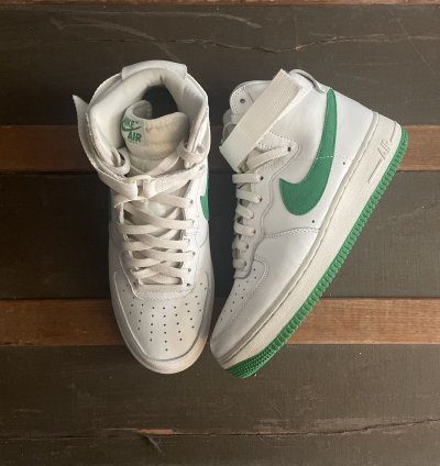 Air Force 1 Retro High Qs Lucky Green 2016 Size 8