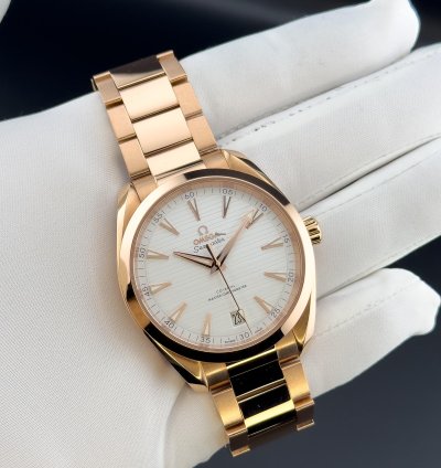 Omega Seamaster Aqua Terra Co-axial Master Chronometer Rose Gold