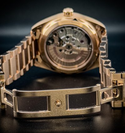Omega Seamaster Aqua Terra Co-axial Master Chronometer Rose Gold