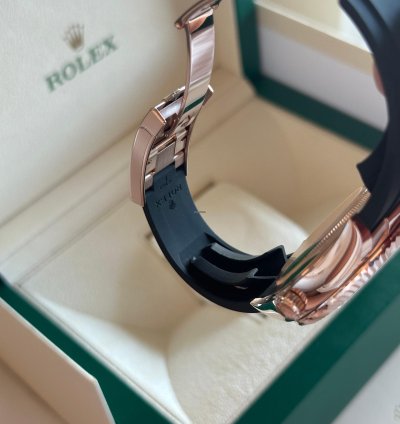 Rolex Sky-dweller 336235-0002