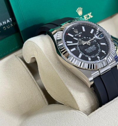 Rolex Sky-dweller 336239 Oysterflex Black Dial New 2023