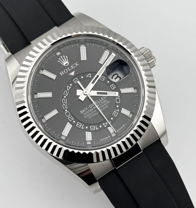 Rolex Sky-dweller 336239 White Gold Black Dial Oysterflex 2025