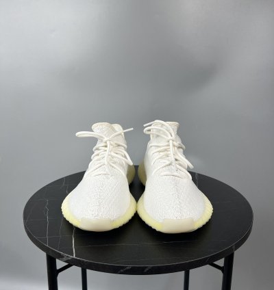 Yeezy Boost 350 2 Cream White Sneakers y0398