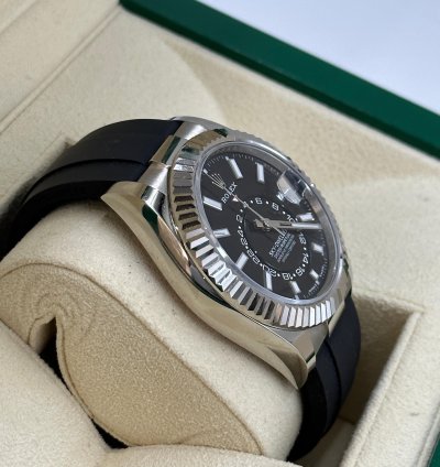 Rolex Sky-dweller 336239-0002