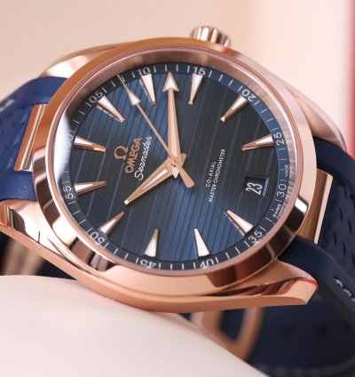 Omega Seamaster Aqua Terra Master 41mm Chronometer Sedna Rose Gold Blue Dial 220 52 41 21 03 001