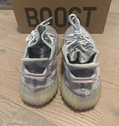 Yeezy Boost 350 V2 B37571 Blue Tint