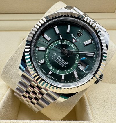 Rolex Sky-dweller 336934 Green Dial Jubilee 2025 New