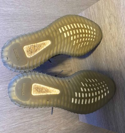 Yeezy Boost 350 V2 Beluga 2 0
