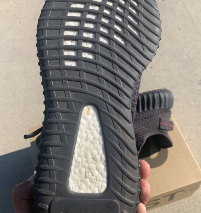Yeezy Boost 350 V2 Black Non-reflective 2019
