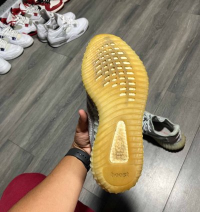 Yeezy Boost 350 V2 Blue Tint 2017