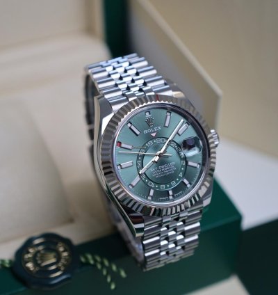 Rolex Sky-dweller 336934 Green Mint Dial Jubilee - New 2024