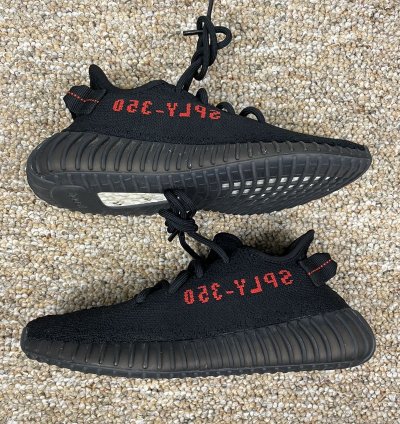 Yeezy Boost 350 V2 Bred 2017