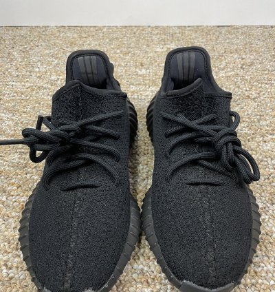 Yeezy Boost 350 V2 Bred 2017