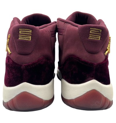 11 Retro Heiress Night Maroon gs