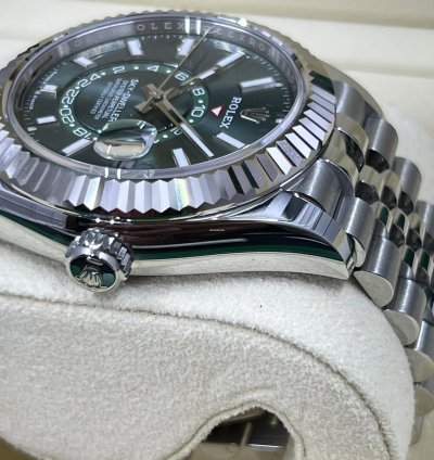 Rolex Sky-dweller 336934 Mint Green Jubilee