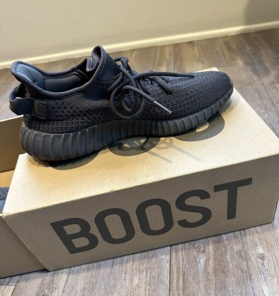 Yeezy Boost 350 V2 Cinder