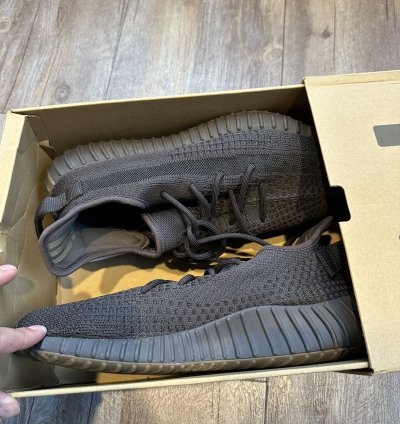 Yeezy Boost 350 V2 Cinder