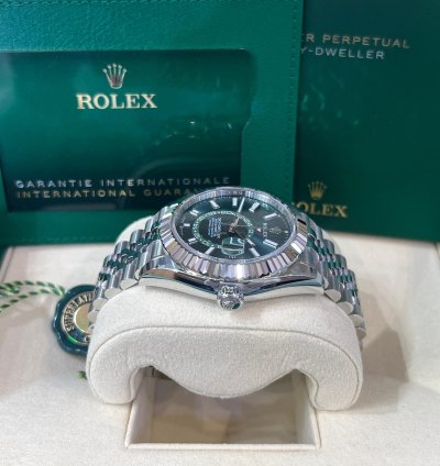 Rolex Sky-dweller 336934 Sky-dweller 42mm Green Dial Steel White Gold Jubilee