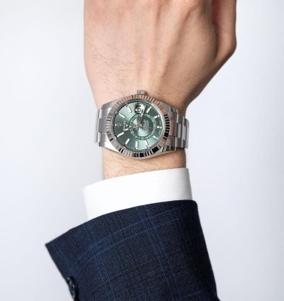 Rolex Sky-dweller 336934 Stainless Steel Green Index Dial 42 Mm