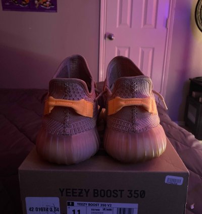 Yeezy Boost 350 V2 Clay
