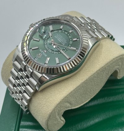 Rolex Sky-dweller 336934green Jub