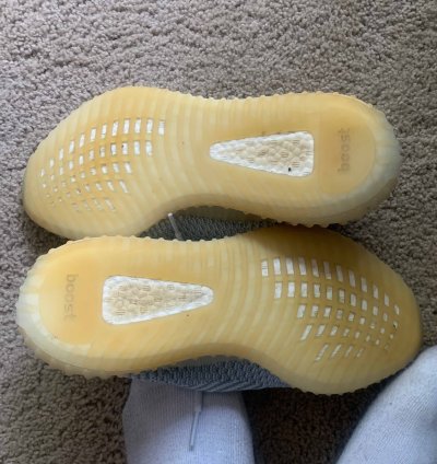 Yeezy Boost 350 V2 Cloud White Non-reflective