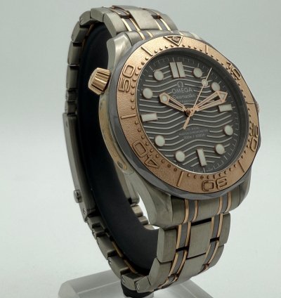 Omega Seamaster Diver 300 210 60 42 20 99 001