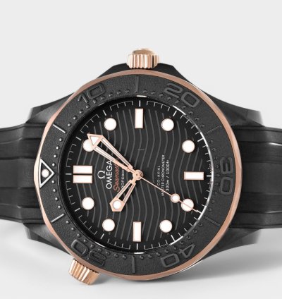 Omega Seamaster Diver 300 210 62 44 20 01 001 Ceramic Sedna Gold Black 43 5mm Box Papers